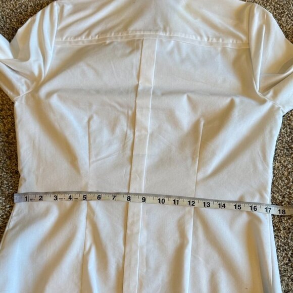 Reitmans white crisp tailored long sleeved cuffed buttoned up blouse Size 9 - Picture 10 of 12